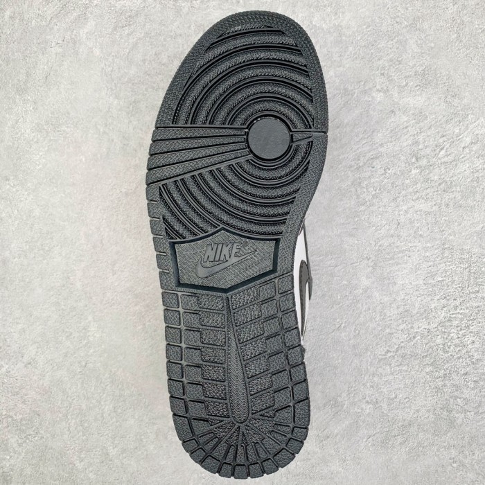 Jordan 1 Retro Black White