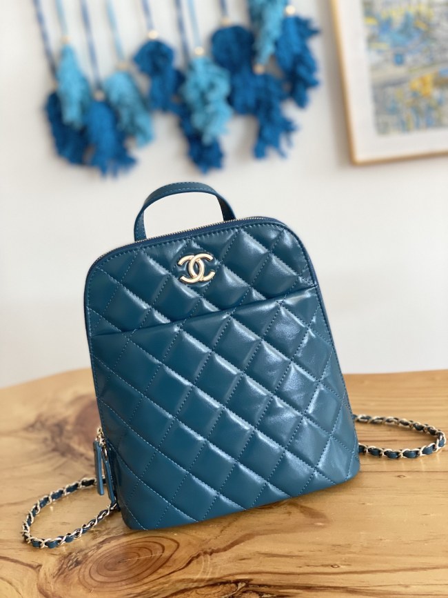 Handbag Chanel 3332 size 21*23*8* cm