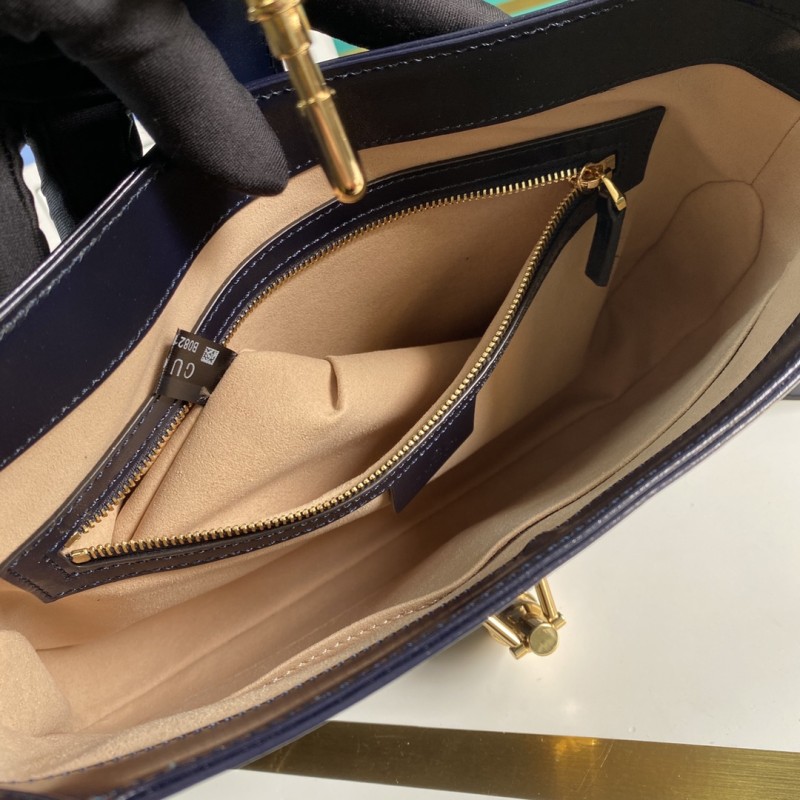 Handbag Gucci 636709 size 27.5*19*4.5 cm