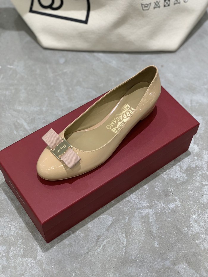 Salvatore Ferragamo Heel 4