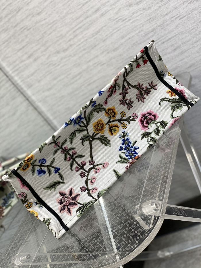 Handbag Dior size 42*18*35 cm