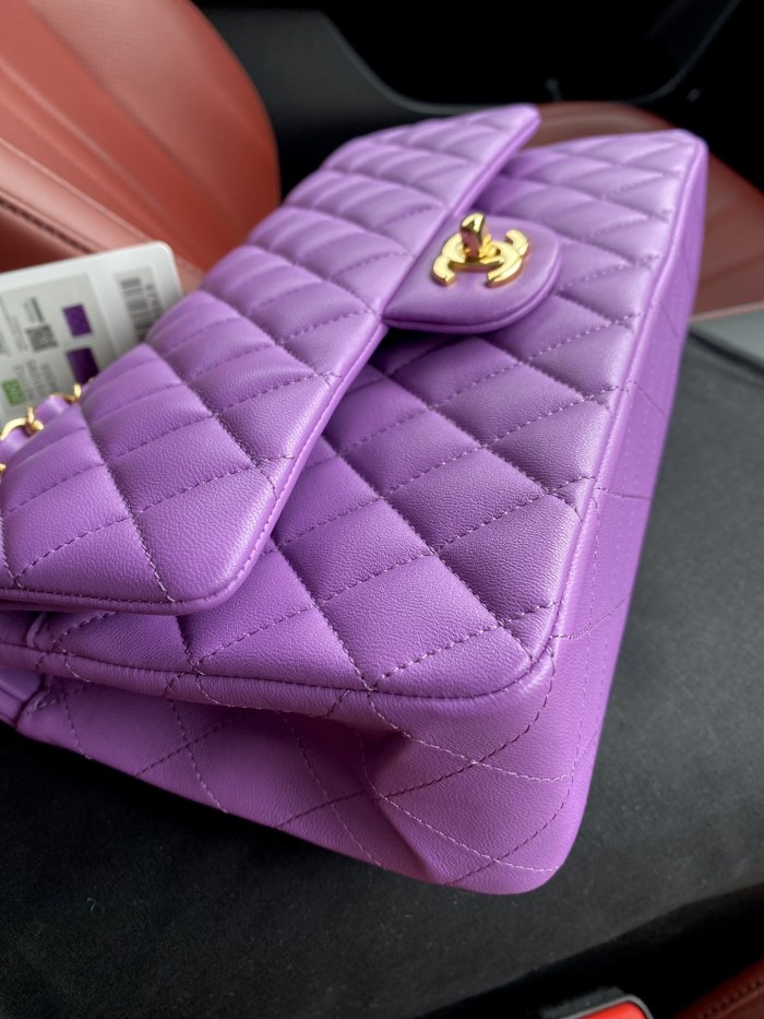 Handbag Chanel A01112 size 25.5*15.5*6.5 cm