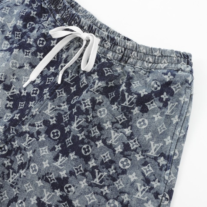 Clothes Louis Vuitton 346