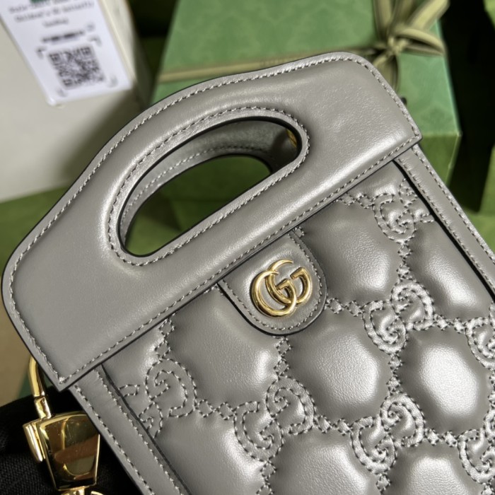 Handbag Gucci 723776 size 14*23*4.5 cm