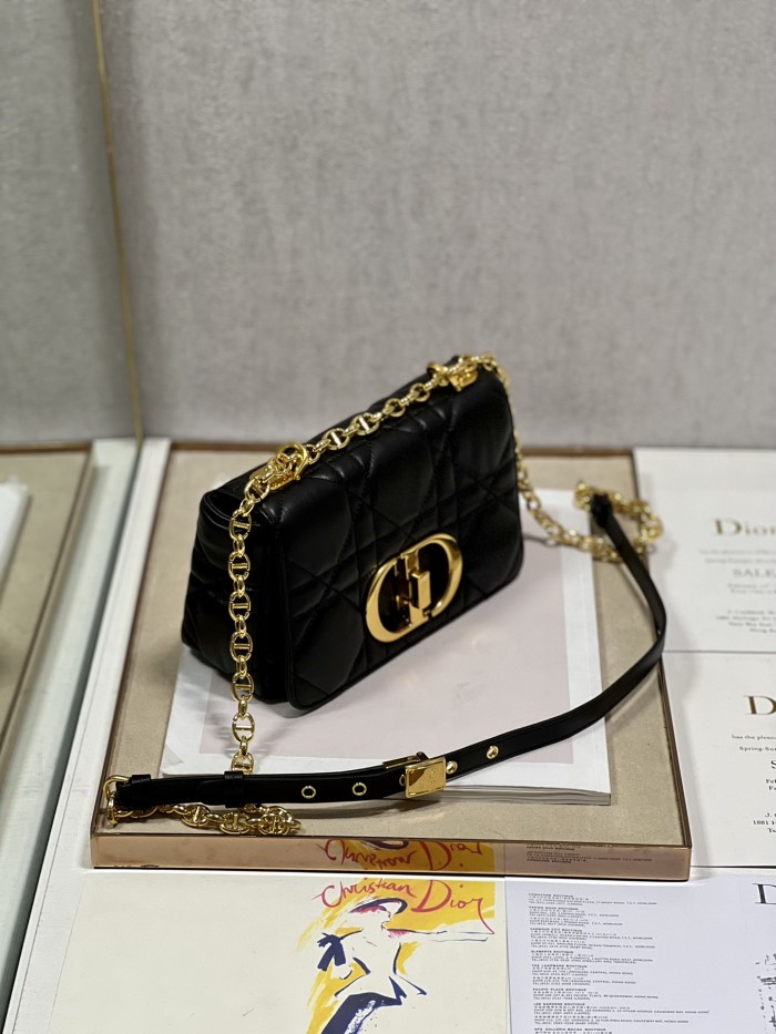 Handbag Dior 1200 size 20 cm