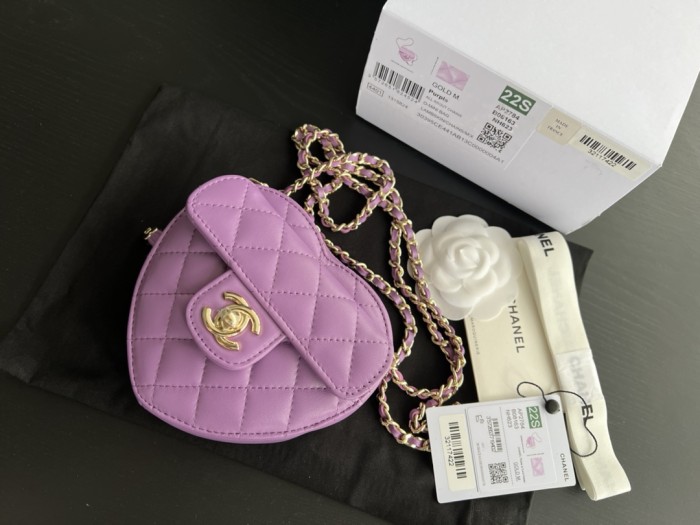 Handbag Chanel size 13cmx12cmx5 cm