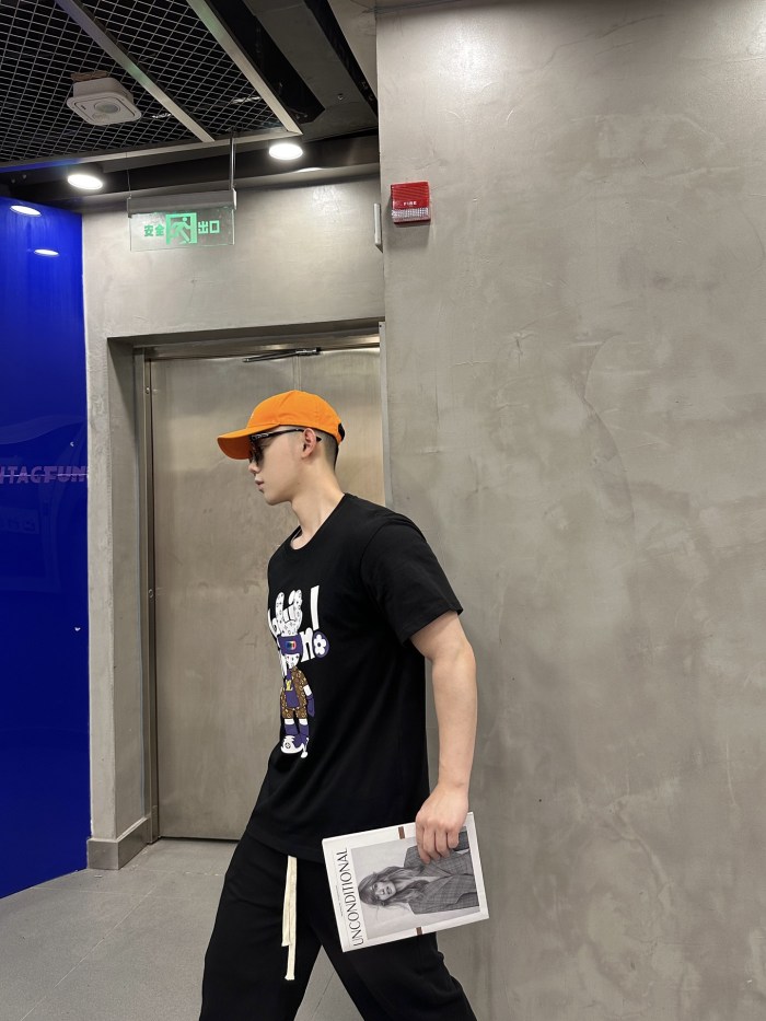 Clothes Louis Vuitton 215