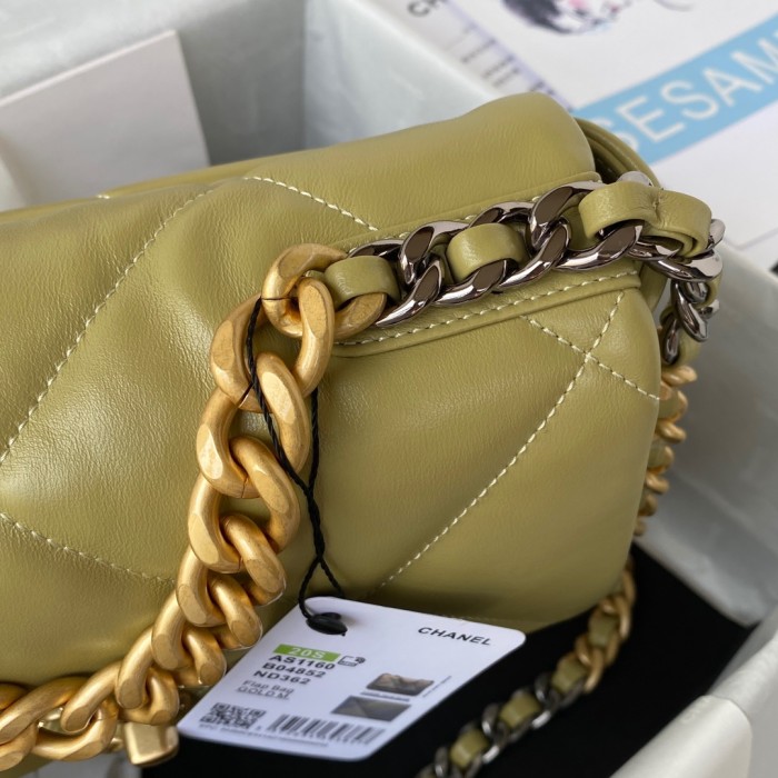 Handbag Chanel size 26 cm