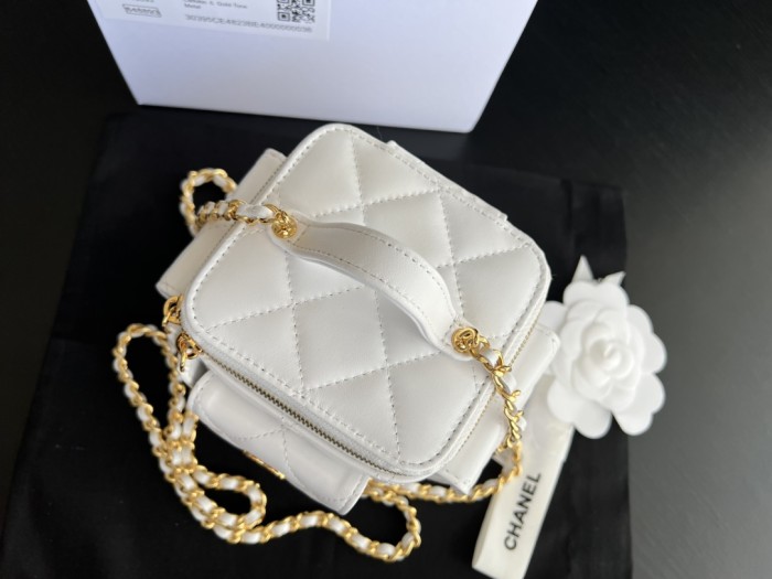 Handbag Chanel AP3016 size 11cmx11cmx11 cm