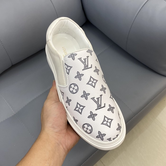 Louis Vuitton Monogram Denim sneaker 18