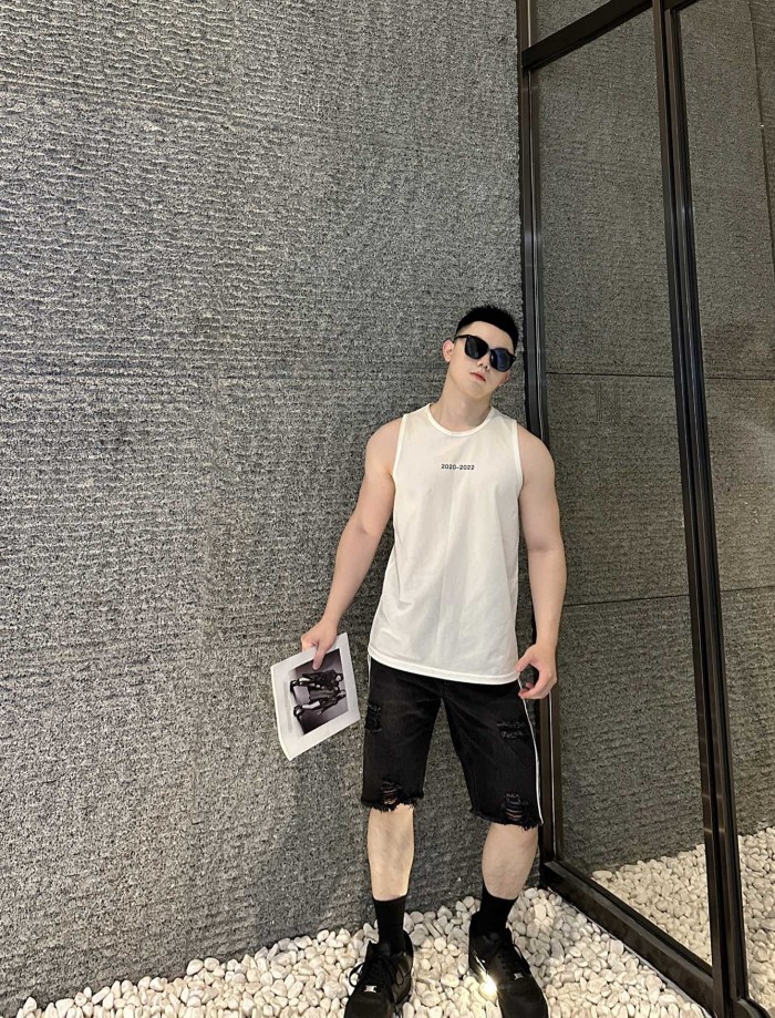 Clothes Balenciaga x adidas 16