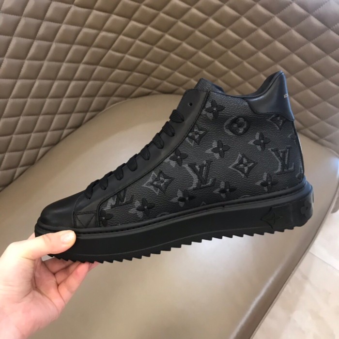 Louis Vuitton High Top sneaker 3