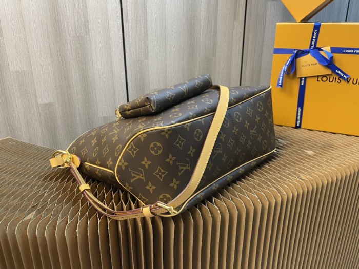Handbag Louis Vuitton M40352 size 46*30*13 cm