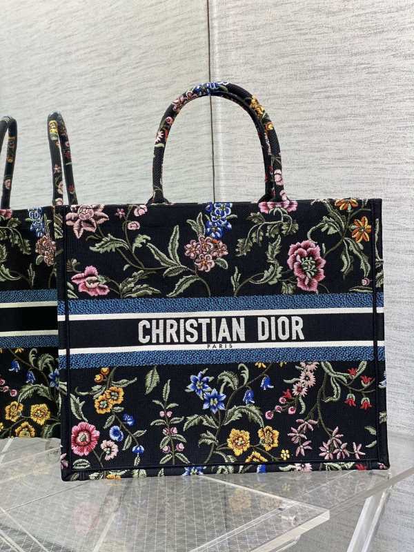 Handbag Dior size 42*18*35 cm