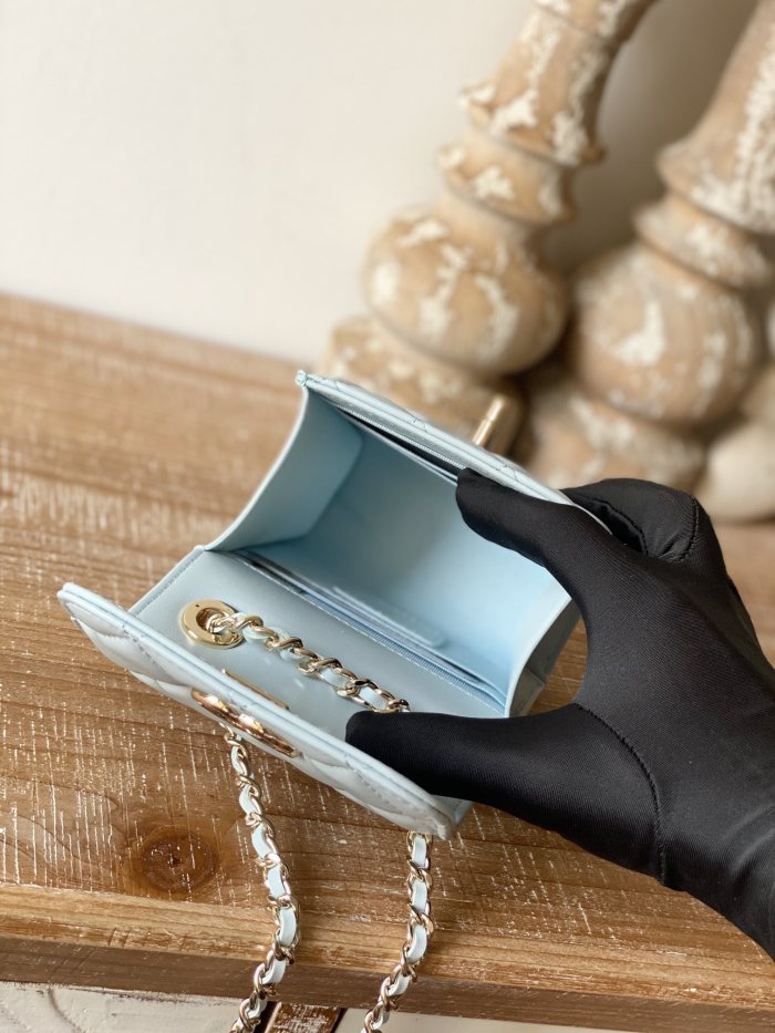 Handbag Chanel 88631 size 11 11 5 cm