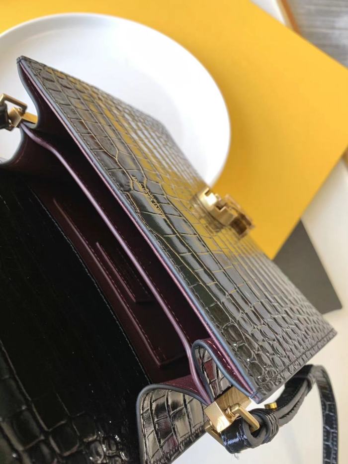 Handbags SAINT LAURENT 602716 size 20x12.5x5 cm