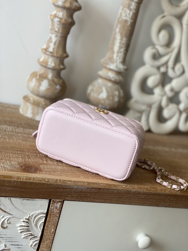 Handbag Chanel 81195 size 16 9.5 8 cm