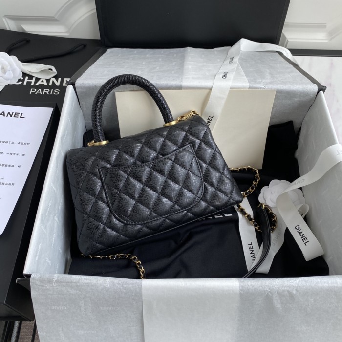 Handbag Chanel size 23 cm
