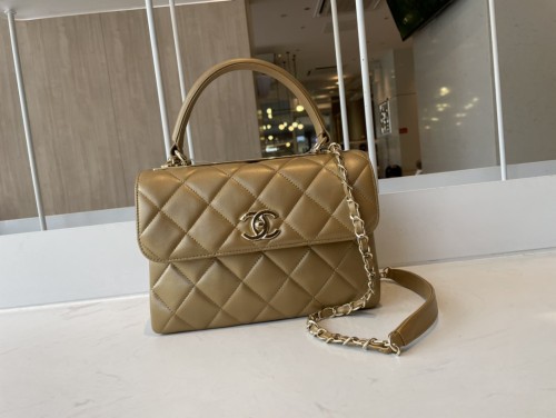 Handbag Chanel 92236 size 25x12x17 cm