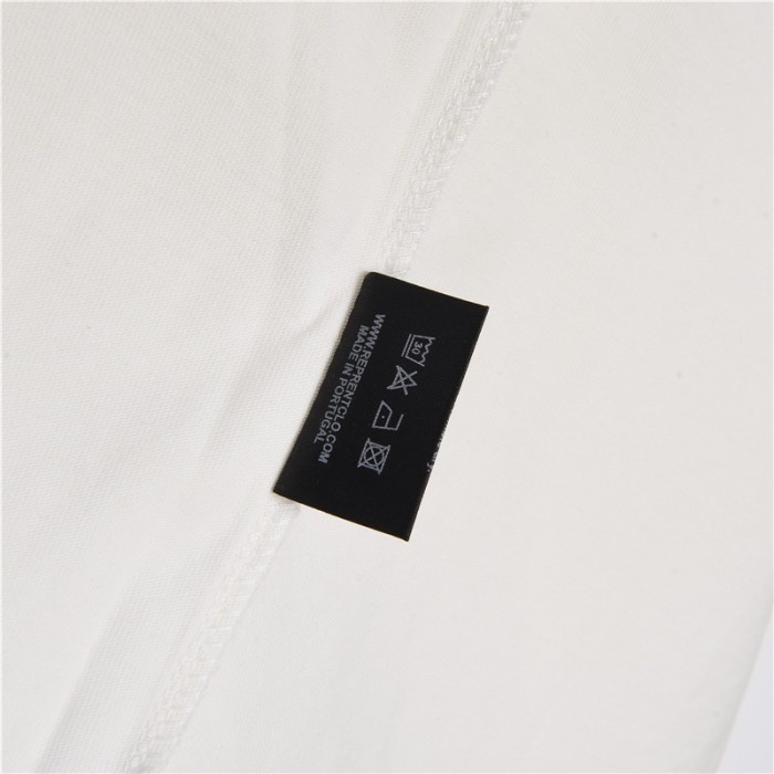 Clothes Represent 25