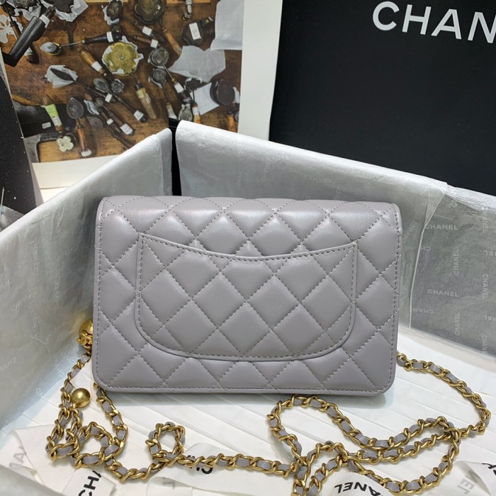 Handbag Chanel 81133 size 19 cm