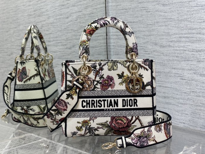 Handbag Dior size 24*11*20 cm