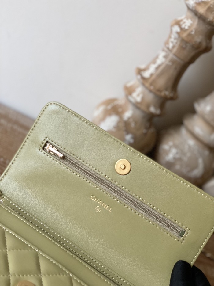 Handbag Chanel 81225 size 19 cm