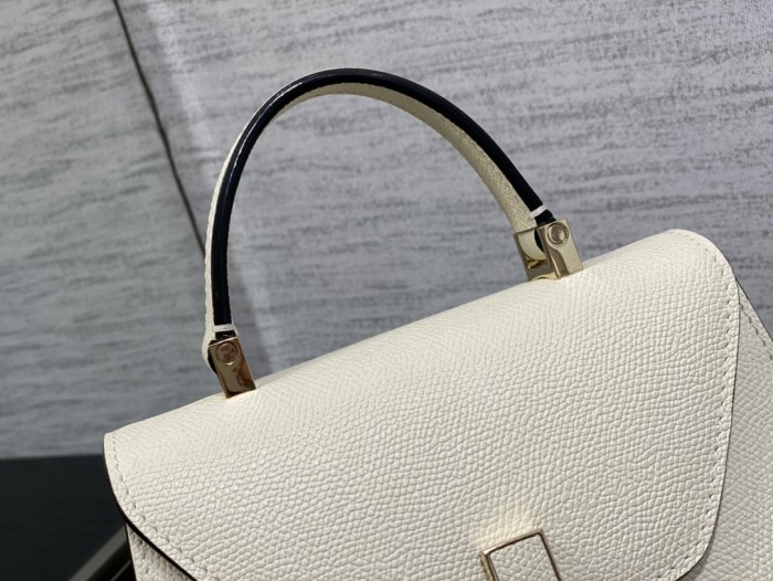 Handbag VALEXTRA size 𝟏𝟗'𝟓*𝟏𝟒*𝟗'𝟓 𝐂𝐦