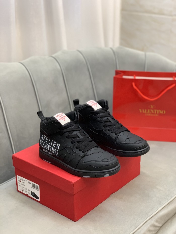 Valentino Garavani Atelier Shoes 07 Camouflage Edition Sneaker in Calfskin 1