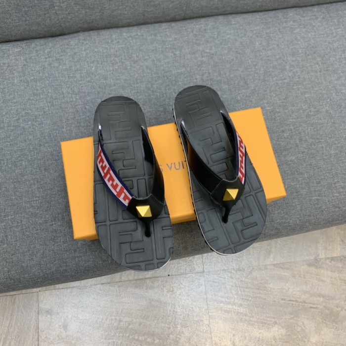 Fendi Slides 26