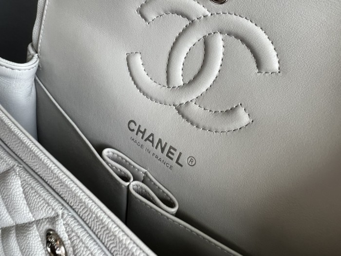 Handbag Chanel size 23 cm