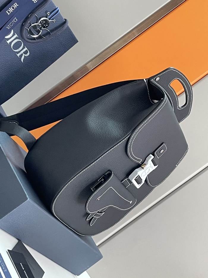 Handbag Dior 93356 size 40-28-14 cm