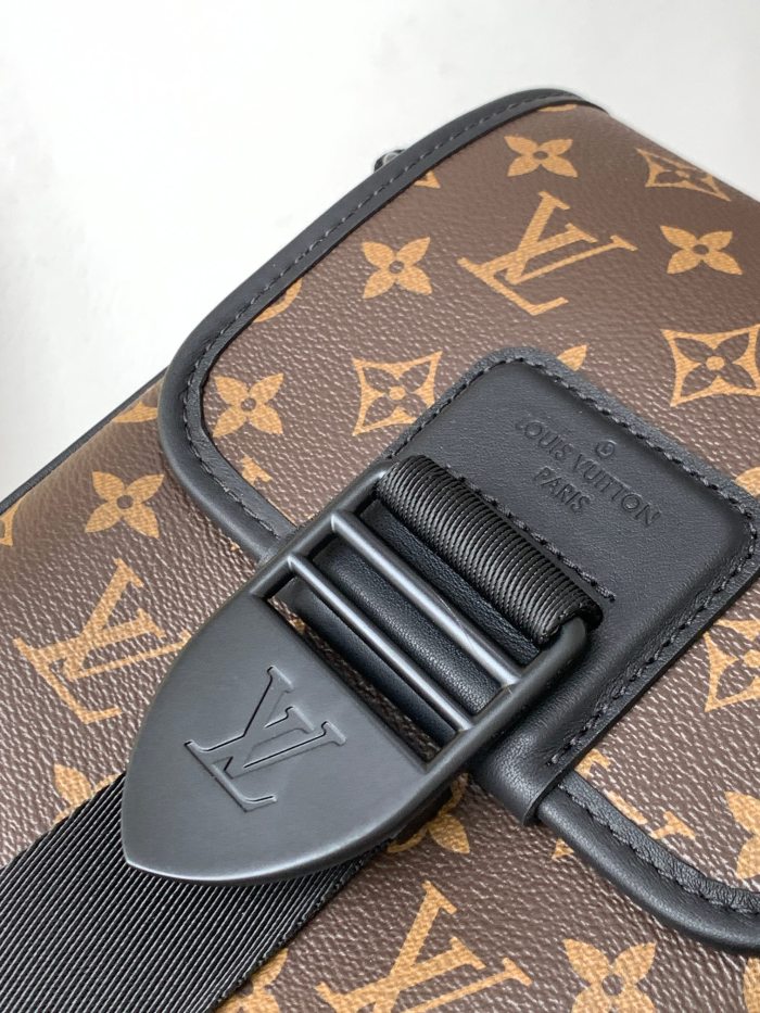 Handbag Louis Vuitton m46442 size 16 x 22 x 7