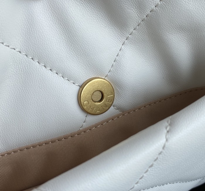 Handbag Chanel size 26 cm