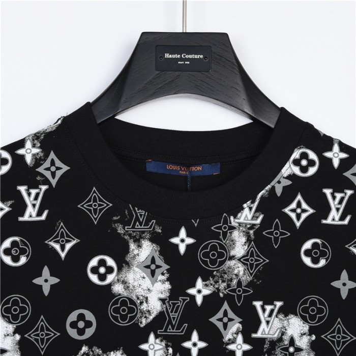 Clothes Louis Vuitton 258