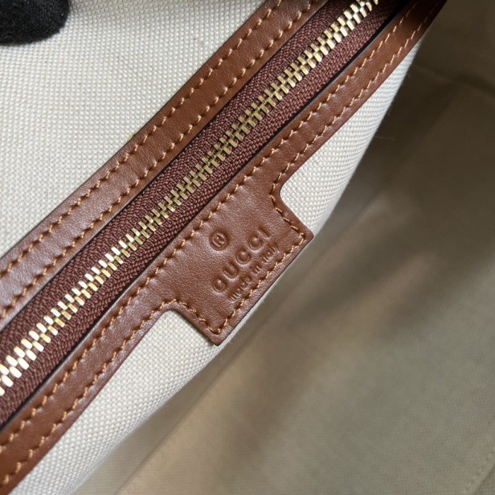 Handbag Gucci 702242 size 31*19*22 cm
