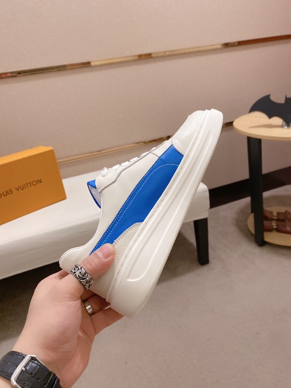 Louis Vuitton Low Top sneaker 121
