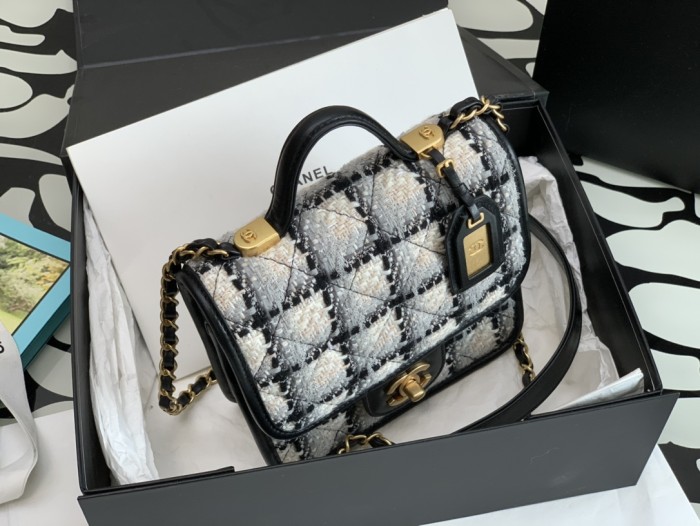 Handbag Chanel 99199 size 𝟷𝟽*𝟸𝟶.𝟻 *𝟼 𝚌𝚖