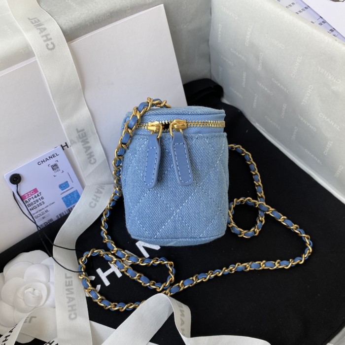 Handbag Chanel AP1447 size 11*8.5*7 cm