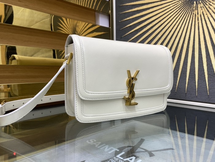 Handbags SAINT LAURENT 634305 size 23-16-6 cm