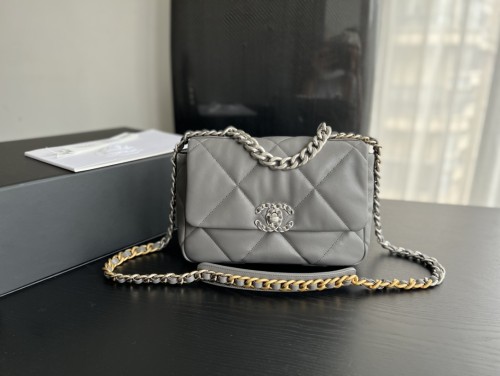 Handbag Chanel 1160 size 26cmx16cmx9 cm