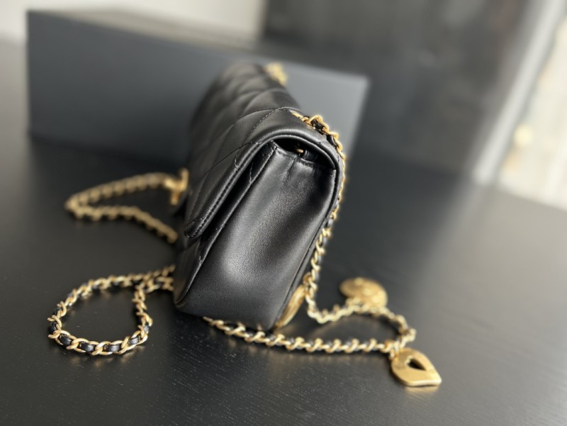 Handbag Chanel 3457 size 20 cm