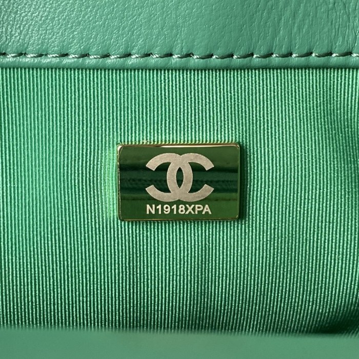 Handbag Chanel size 30 cm