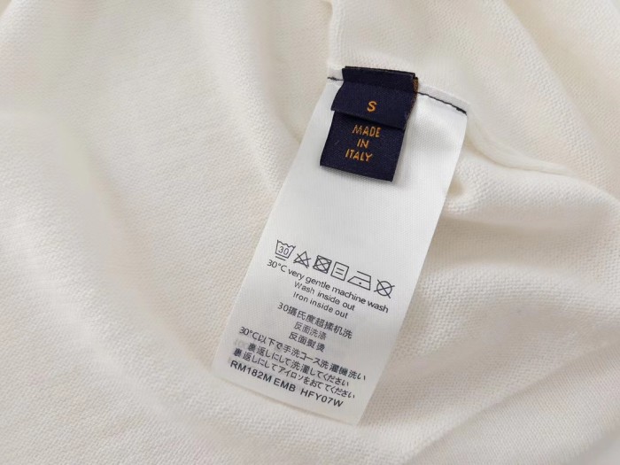 Clothes Louis Vuitton 60