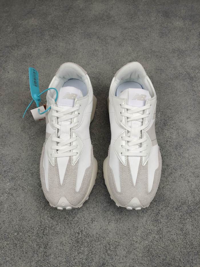 New Balance 327 White Moonbeam (W)
