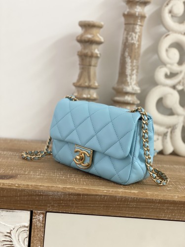 Handbag Chanel 3473 size 13*18*6 cm