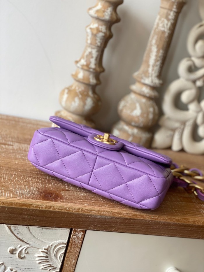 Handbag Chanel 3214 size 17*21*6 cm