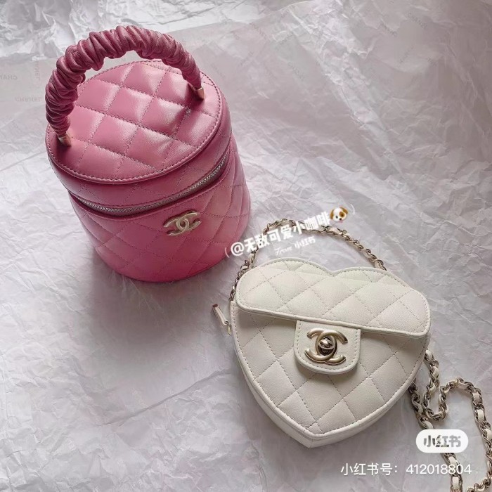 Handbag Chanel size 13×13×11 cm