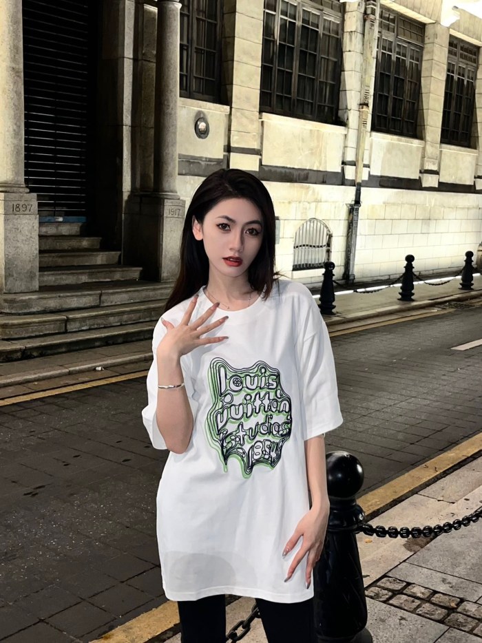 Clothes Louis Vuitton 231