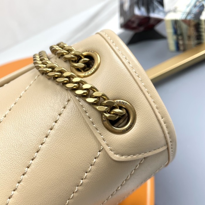 Handbags SAINT LAURENT 533037 size 22x16.5x7.5 cm